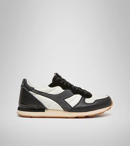 Diadora Camaro Icona Women's Trainers Black / White | 219037-UK