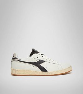 Diadora Game L Low Icona Men's Trainers White / Black | 350924-UK