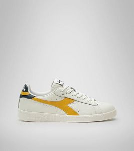 Diadora Game L Low Women's Trainers White / Gold / Blue | 135092-UK