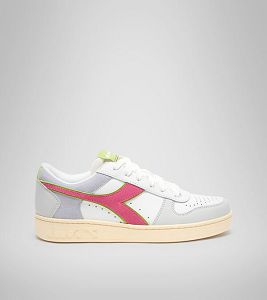 Diadora Magic Basket Low Wn Women's Trainers White / Grey / Red | 362590-UK