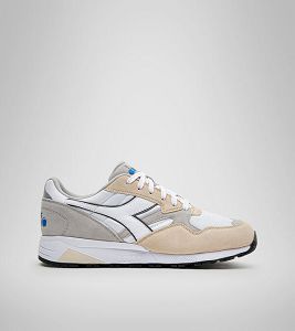 Diadora N902 Men's Trainers White / Grey / Blue | 275634-UK