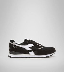 Diadora N.92 Men's Trainers Black / White | 251948-UK