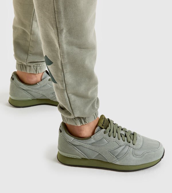 Diadora Camaro Manifesto Men's Trainers Grey / Olive | 943150-UK