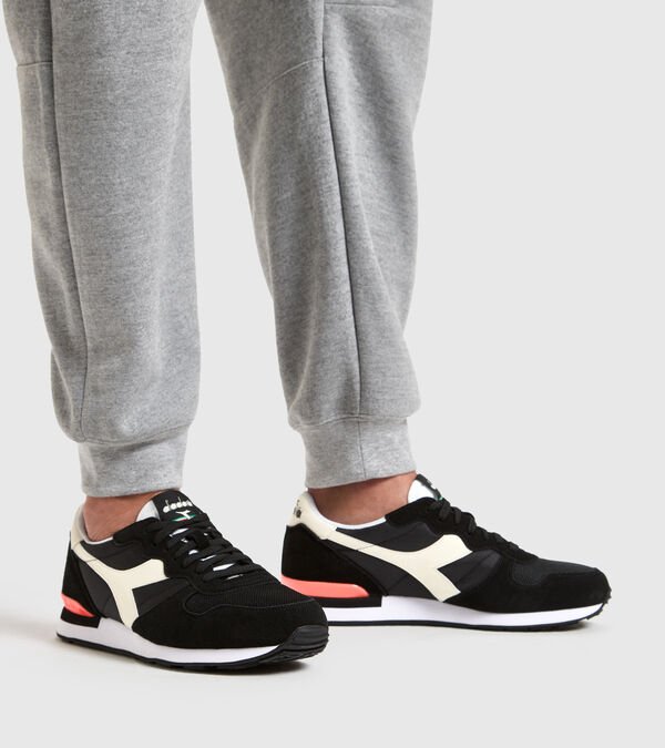 Diadora Camaro Women's Trainers White / Black / Orange | 789501-UK